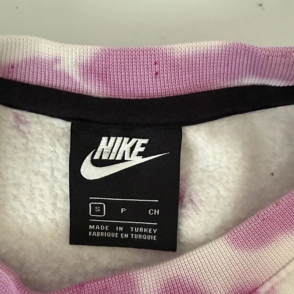 Nike Crewneck Sweatshirt Womens Small Pink Tie Dye Oversized Fleece